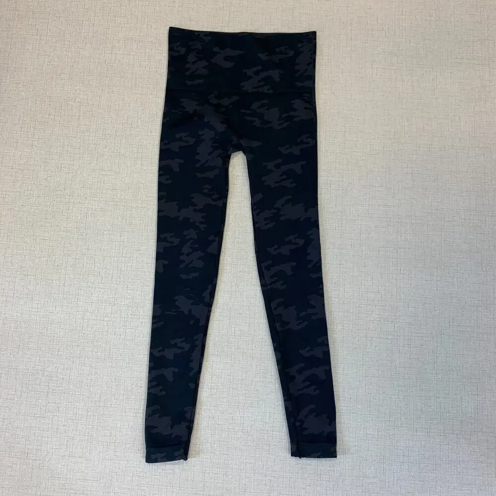 Spanx Leggings Womens M Medium High Rise Tummy Control Look At Me Now Camo